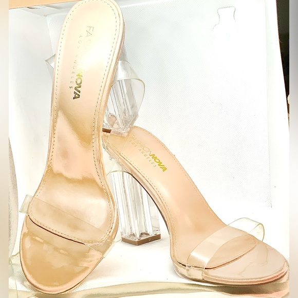 🔥CLEAR HEELS 🔥(fits 8.5) SIZE 9🔥 USED - Picture 6 of 11